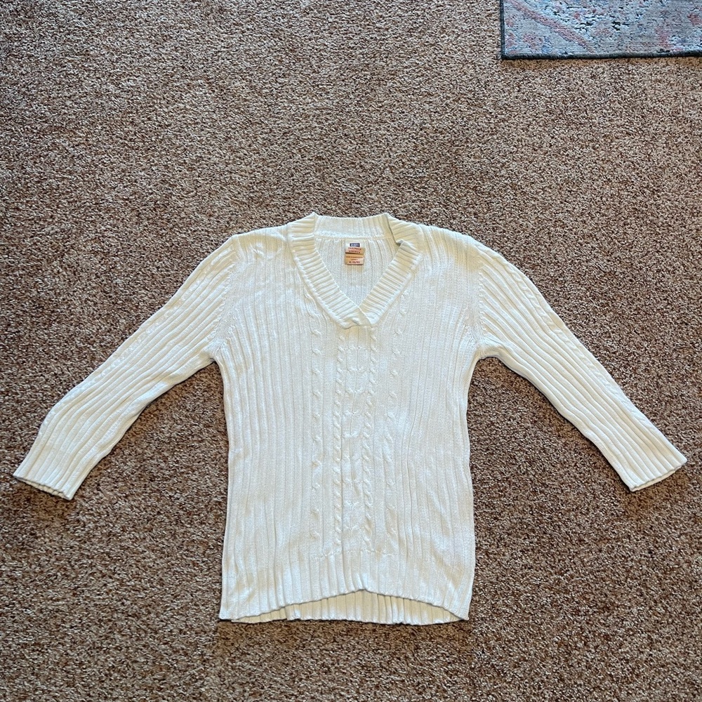 Faded Glory Ivory V-Neck Sweater